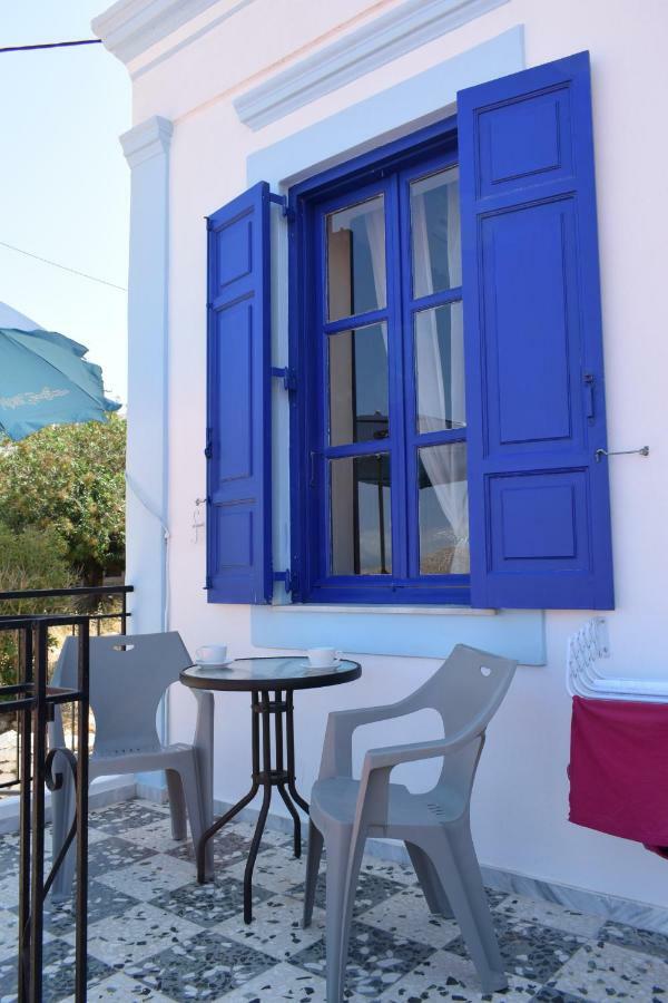 Occasus Room Chalki Town Extérieur photo