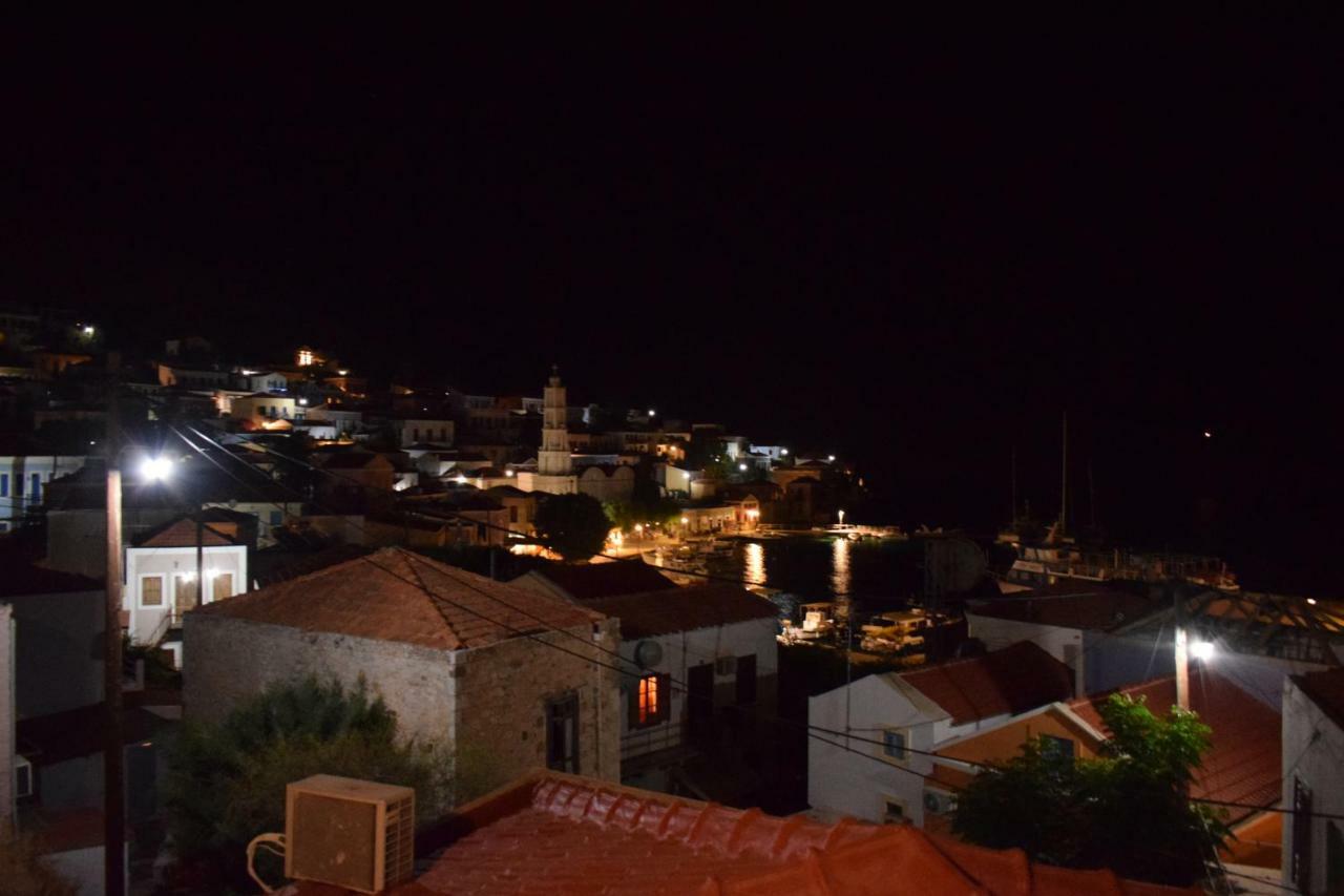 Occasus Room Chalki Town Extérieur photo